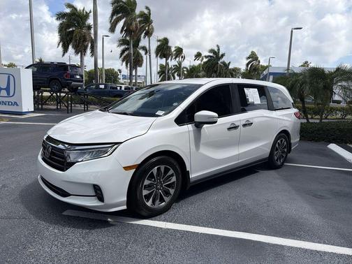 Platinum White Pearl 2024 Honda Odyssey EX-L