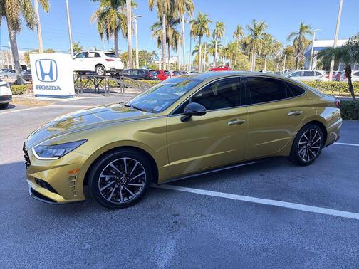 Glowing Yellow 2020 Hyundai SONATA SEL Plus