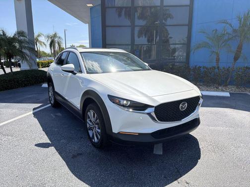 Snowflake White Pearl Mica 2024 Mazda CX-30 2.5 S Preferred Package