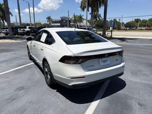 White 2023 Honda Accord EX