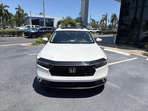 White 2023 Honda Accord EX