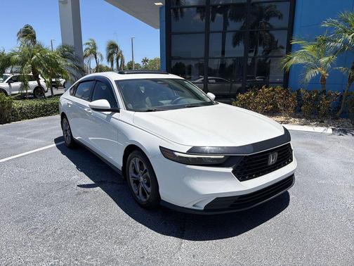 White 2023 Honda Accord EX