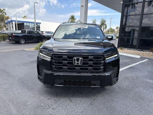 Crystal Black Pearl 2026 Honda Pilot Sport