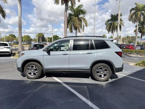 Sonic Gray Pearl 2023 Honda Passport AWD TrailSport