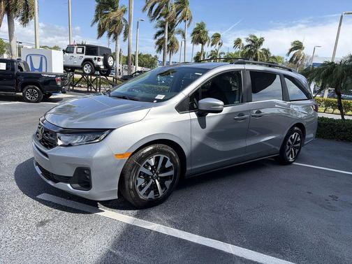 Solar Silver Metallic 2026 Honda Odyssey EX-L