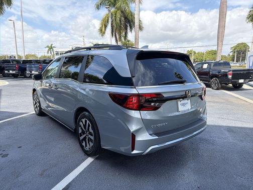 Solar Silver Metallic 2026 Honda Odyssey EX-L