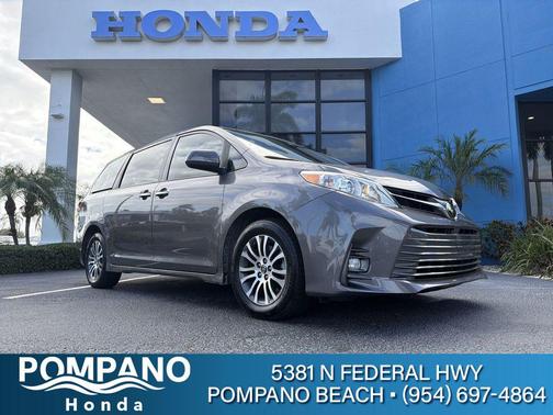 Predawn Gray Mica 2019 Toyota Sienna XLE
