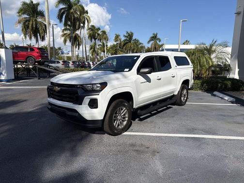 Summit White 2023 Chevrolet Colorado LT