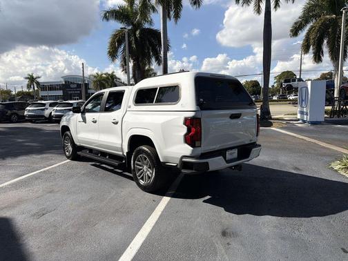 Summit White 2023 Chevrolet Colorado LT