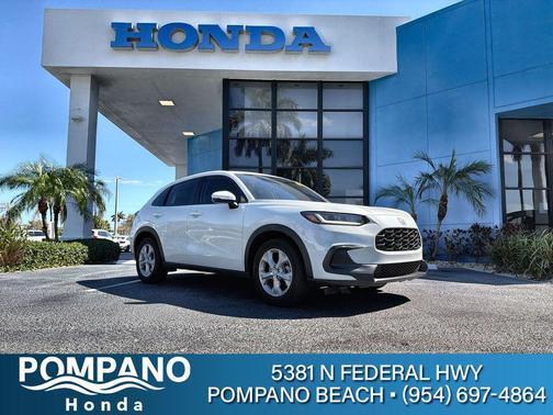 Platinum White Pearl 2024 Honda HR-V LX