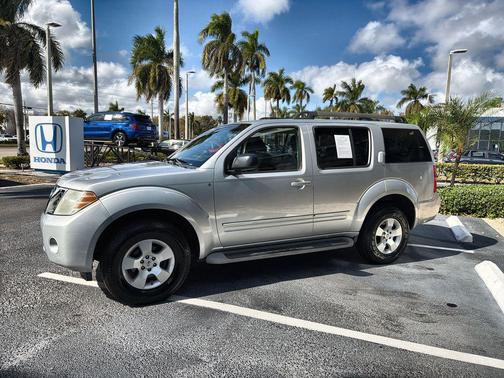 Silver Lightning Metallic 2010 Nissan Pathfinder S