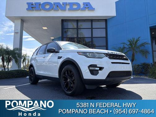 White 2016 Land Rover Discovery Sport HSE