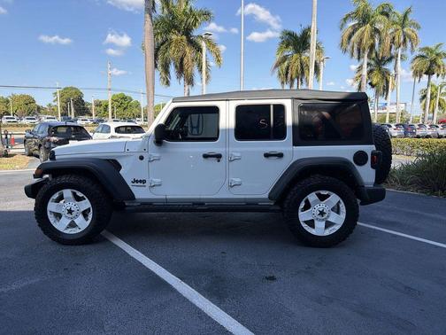 Bright White Clearcoat 2022 Jeep Wrangler Unlimited Sport
