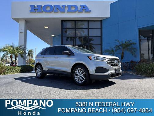 ICONIC SILVER 2021 Ford Edge SE
