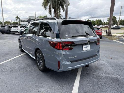 Sonic Gray Pearl 2026 Honda Odyssey Touring