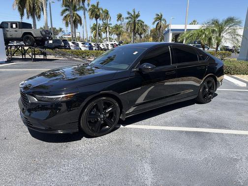 Crystal Black Pearl 2025 Honda Accord Hybrid Sport-L