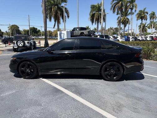 Crystal Black Pearl 2025 Honda Accord Hybrid Sport-L