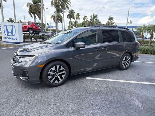 Modern Steel 2026 Honda Odyssey EX-L