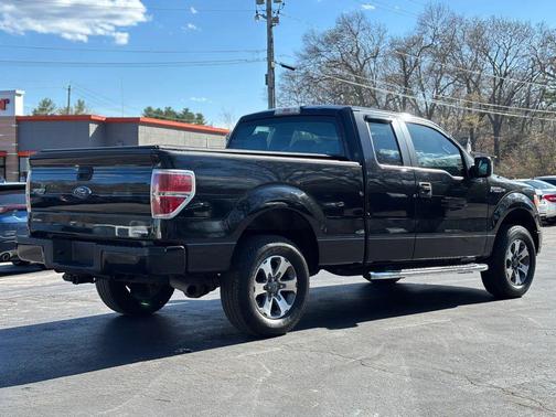 Tuxedo Black Metallic 2014 Ford F-150 STX
