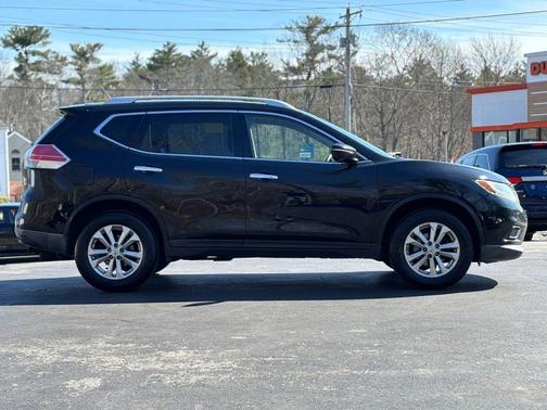Super Black 2015 Nissan Rogue SV