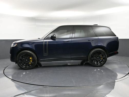2023 Land Rover Range Rover P530 SE