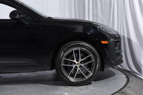 2024 Porsche Macan