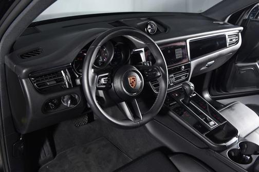 2024 Porsche Macan