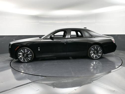 2026 Rolls-Royce Ghost 