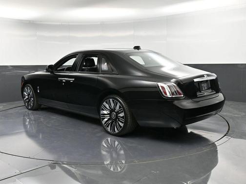 2026 Rolls-Royce Ghost 