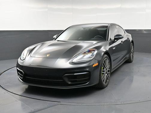 Volcano Grey Metallic 2021 Porsche Panamera 4S