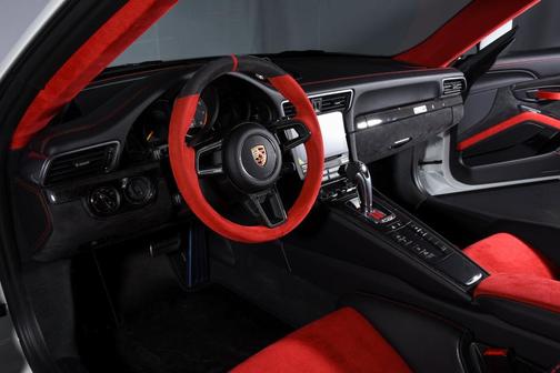 2018 Porsche 911 GT2 RS