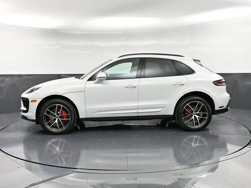 2026 Porsche Macan S
