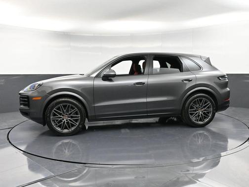 2025 Porsche Cayenne Base