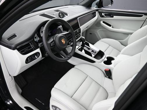 2026 Porsche Macan GTS