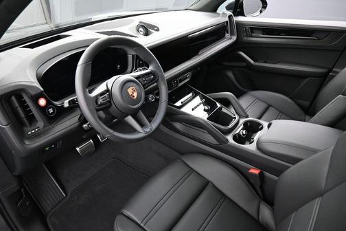 Black Metallic 2026 Porsche Cayenne GTS
