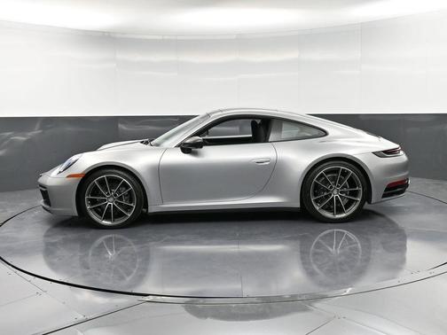 2023 Porsche 911 Carrera