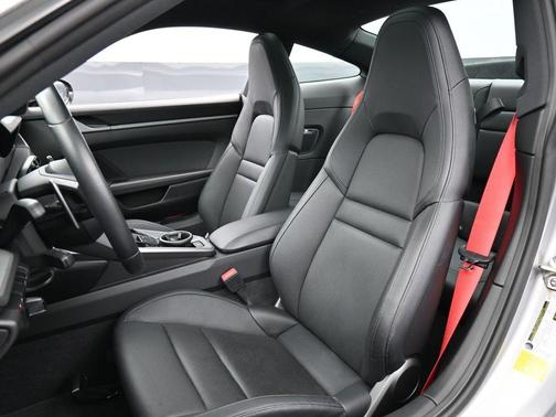 2023 Porsche 911 Carrera