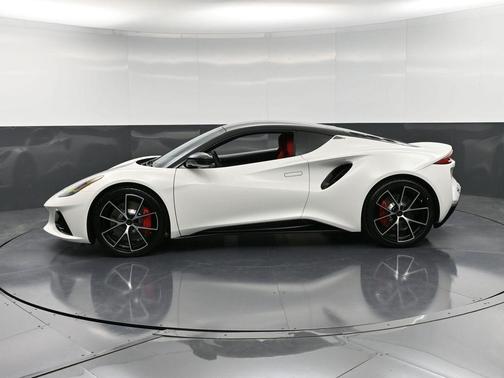 2025 Lotus Emira V6