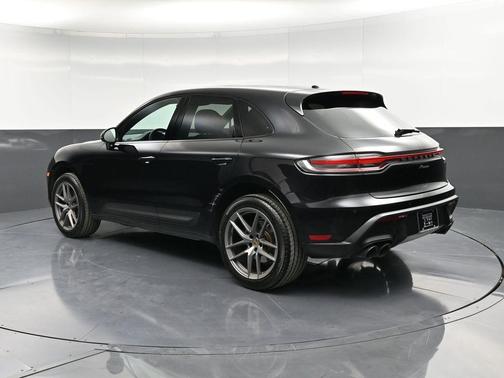 2023 Porsche Macan 