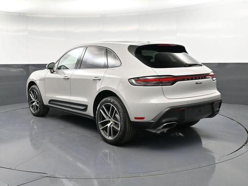Chalk 2026 Porsche Macan