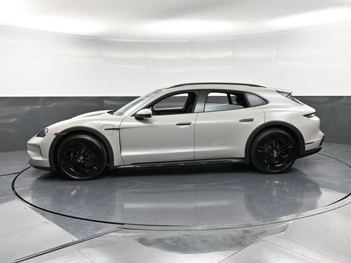 2025 Porsche Taycan 4S