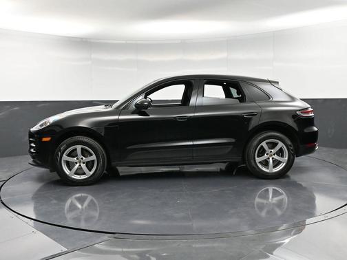 2021 Porsche Macan Base