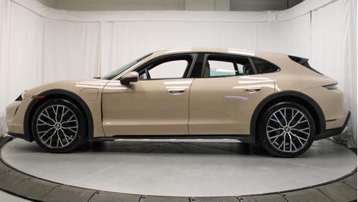 2022 Porsche Taycan Cross Turismo 4