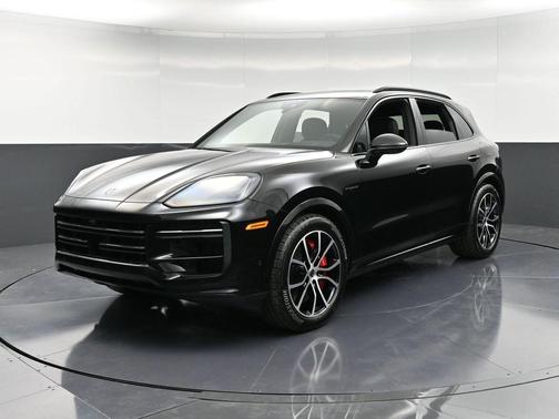2026 Porsche Cayenne Turbo