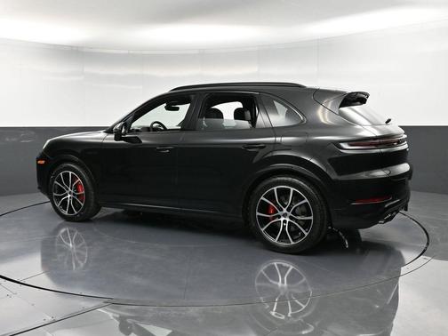 2026 Porsche Cayenne Turbo