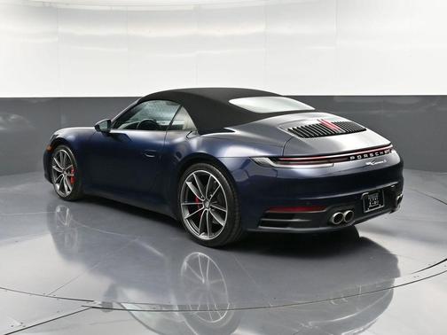 2022 Porsche 911 Carrera S