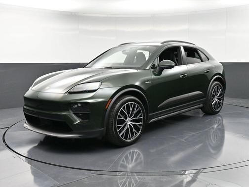 2025 Porsche Macan 4