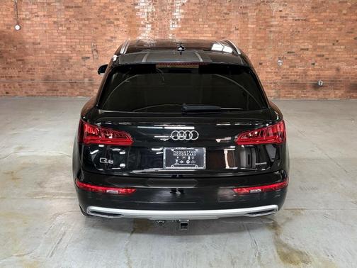 2020 Audi Q5 45 Premium