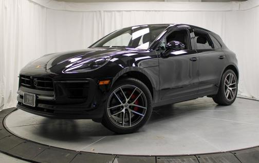 2022 Porsche Macan S