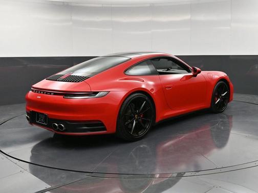 2020 Porsche 911 Carrera 4S